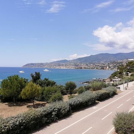 Villaggio Turistico La Vesca Sanremo Exterior foto